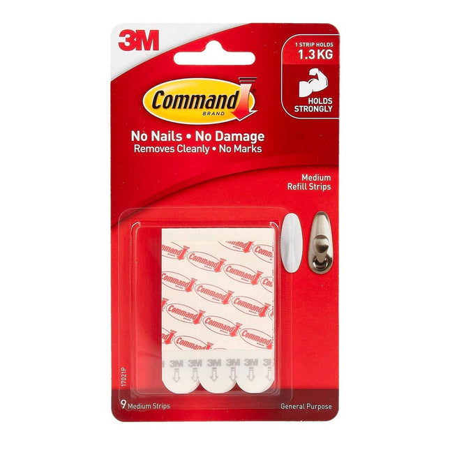 Packshot of Command Medium White Refill Strips 9 Pack