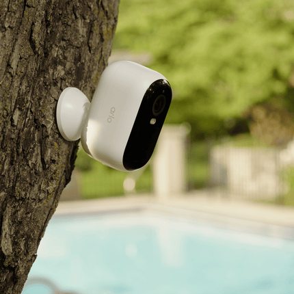 Arlo Essential Security Camera 3rd Gen 2K white battery-powered camera (3)