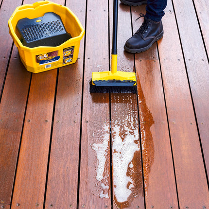 Cabot's Deck Clean Timber Cleaner 1L (Concentrate) (2)